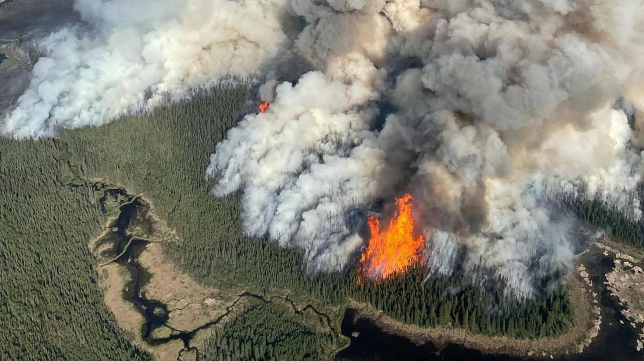 കാനഡയിൽ കാട്ടുതീ രൂക്ഷം: 2025 ചരിത്രത്തിലെ രണ്ടാമത്തെ വലിയ ദുരന്തമായേക്കും