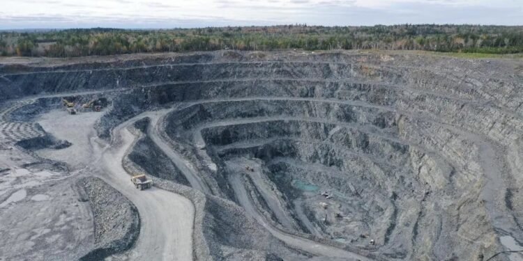 കാനഡയിലെ സ്വർണ്ണ ഖനനത്തിന് പുതിയ നിയമങ്ങൾ – ഗോൾഡ്ബോറോയിൽ ആദ്യ പരീക്ഷണം