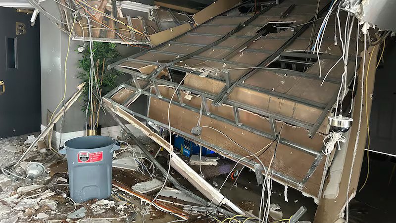 ഒട്ടാവയിൽ വൻ തീപിടിത്തം: അപ്പാർട്ട്മെന്റ് കെട്ടിടത്തിൽ നിന്ന് 200-ലധികം പേരെ ഒഴിപ്പിച്ചു