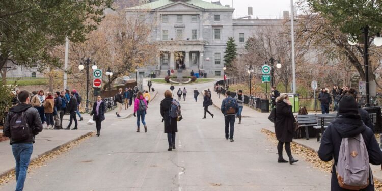 ഗവേഷണ പ്രതിഭകളെ കാനഡയിലേക്ക് ആകർഷിക്കാൻ “പോളാരിസ്” സംരംഭവുമായി ക്യുബെക് സർവകലാശാലകൾ