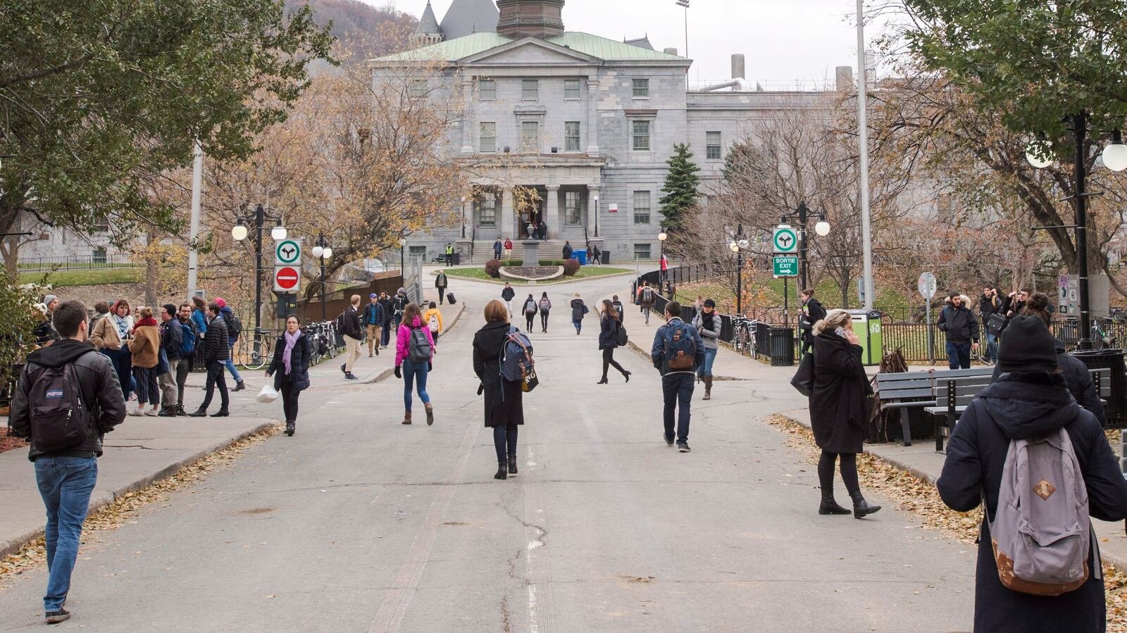 ഗവേഷണ പ്രതിഭകളെ കാനഡയിലേക്ക് ആകർഷിക്കാൻ “പോളാരിസ്” സംരംഭവുമായി ക്യുബെക് സർവകലാശാലകൾ