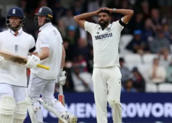 INDIA LOOSE TO ENGLAND