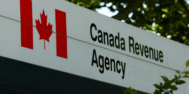 വ്യാജ CRA വെബ്സൈറ്റിൽ കുടുങ്ങി ഒന്റാറിയോ വനിത; സൈബർ തട്ടിപ്പിൽ 26,820 ഡോളർ നഷ്ടം