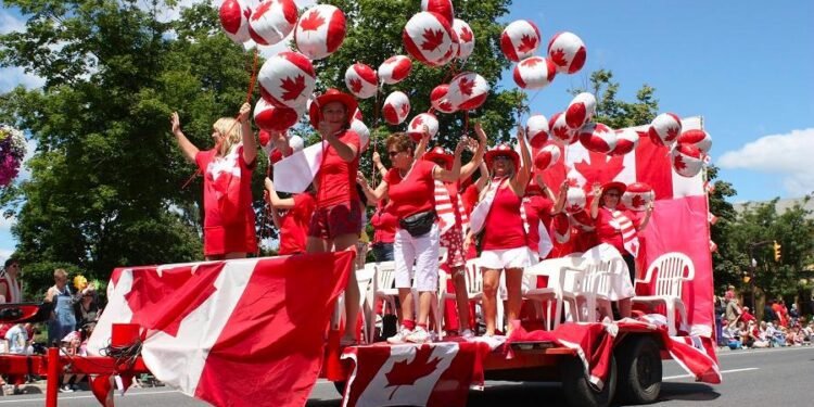 ജൂലൈ 1-ന് ഒട്ടാവ അണിഞ്ഞൊരുങ്ങുന്നു: ആഘോഷിക്കാം, ആനന്ദിക്കാം, കാനഡ ദിനം!; കുടുംബങ്ങൾക്കും കൂട്ടുകാർക്കും ആസ്വദിക്കാൻ ഇതാ എല്ലാം! 1 ജൂലൈ 1-ന് ഒട്ടാവ അണിഞ്ഞൊരുങ്ങുന്നു: ആഘോഷിക്കാം, ആനന്ദിക്കാം, കാനഡ ദിനം!; കുടുംബങ്ങൾക്കും കൂട്ടുകാർക്കും ആസ്വദിക്കാൻ ഇതാ എല്ലാം!