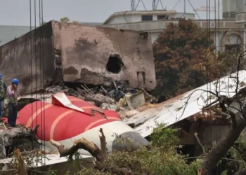 അഹമ്മദാബാദ് വിമാനാപകടം: ബ്ലാക്ക് ബോക്സ് വിവരങ്ങൾ നിർണായകം, ദുരൂഹത നീക്കാൻ തീവ്ര ശ്രമം