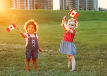 കാനഡയിലെ പുതിയ ചൈൽഡ് ബെനിഫിറ്റ് പേയ്‌മെന്റ് ഈ ആഴ്ച അക്കൗണ്ടിലെത്തും; ആർക്കൊക്കെയാണ് അർഹത?