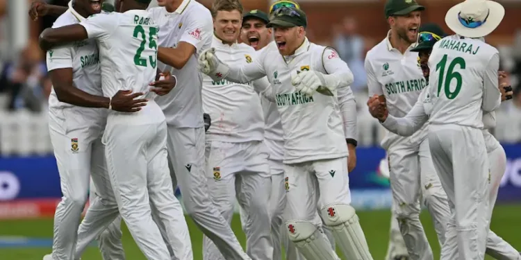 ഓസീസ് വീണു; ലോഡ്സിൽ ചരിത്രപ്പിറവി; ലോക ടെസ്റ്റ് ചാംപ്യൻഷിപ്പിൽ ദക്ഷിണാഫ്രിക്കക്ക് കന്നിക്കിരീടം 1 ഓസീസ് വീണു; ലോഡ്സിൽ ചരിത്രപ്പിറവി; ലോക ടെസ്റ്റ് ചാംപ്യൻഷിപ്പിൽ ദക്ഷിണാഫ്രിക്കക്ക് കന്നിക്കിരീടം