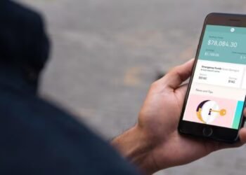 ബാങ്കുകൾക്ക് വെല്ലുവിളി ഉയർത്തി വെൽത്ത്സിമ്പിൾ; ക്രെഡിറ്റ് കാർഡും ലോൺ സൗകര്യങ്ങളുമായി രംഗത്ത്