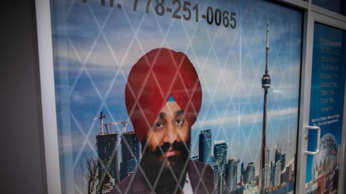 നിയമലംഘനം തുടരുന്നു; ലൈസൻസ് റദ്ദാക്കിയ ഇമിഗ്രേഷൻ കൺസട്ടൻസി ഇപ്പോഴും പ്രവർത്തനക്ഷമം