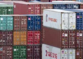 കാനഡയ്ക്ക് റെക്കോർഡ് വ്യാപാരക്കമ്മി: ഏപ്രിലിൽ 7.1 ബില്യൺ ഡോളറിന്റെ കുറവ്