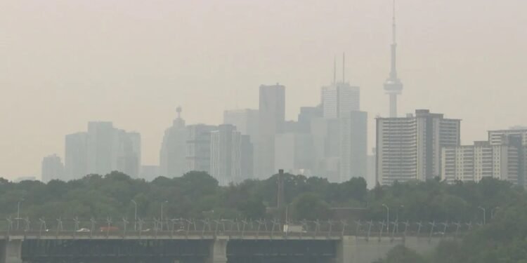 ഒട്ടാവ-ഗാറ്റിനോ മേഖലയിൽ വായുവിന്റെ ഗുണനിലവാരത്തിൽ നേരിയ കുറവ്; ജാഗ്രതാ നിർദ്ദേശം തുടരുന്നു 1 ഒട്ടാവ-ഗാറ്റിനോ മേഖലയിൽ വായുവിന്റെ ഗുണനിലവാരത്തിൽ നേരിയ കുറവ്; ജാഗ്രതാ നിർദ്ദേശം തുടരുന്നു