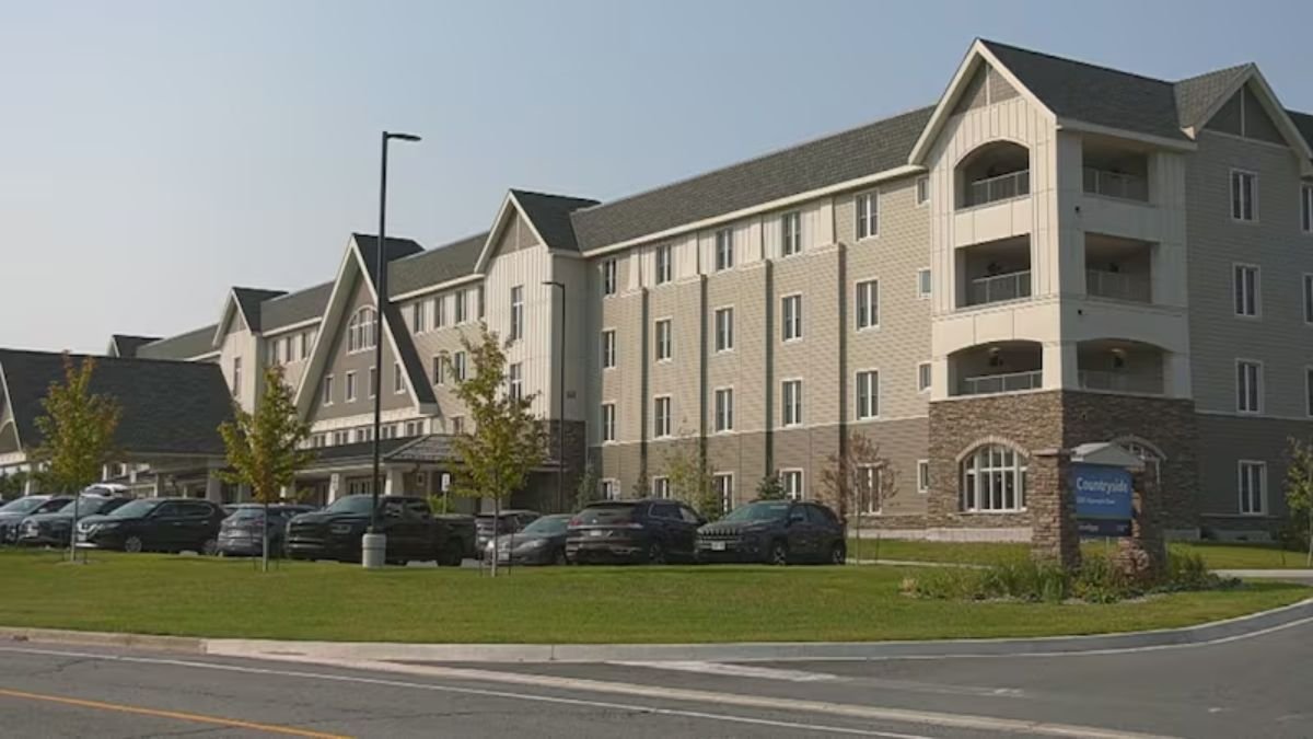 ഗുരുതര ക്രമക്കേടുകൾ; അന്തേവാസികളെ പ്രവേശിപിക്കാനാകാതെ കെയർ ഹോം