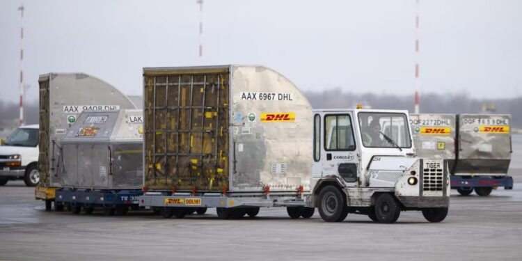 DHL എക്സ്പ്രസ് കാനഡ ജീവനക്കാരുടെ സമരം അവസാനിച്ചു; ജീവനക്കാർക്ക് ആശ്വാസം!