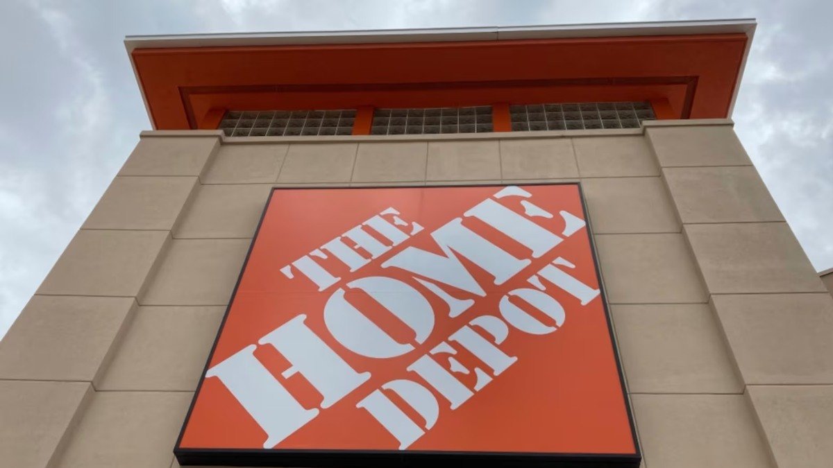 പ്രൊഫഷണൽ കരാറുകാരെ ലക്ഷ്യമിട്ട് ഹോം ഡിപ്പോ: 430 കോടി ഡോളറിന് GMS നെ ഏറ്റെടുക്കുന്നു