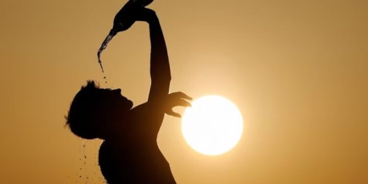 റെക്കോർഡ് ചൂടിൽ ചുട്ടുപൊള്ളി ഒട്ടാവ; ഉഷ്ണതരംഗം അതീവ രൂക്ഷം