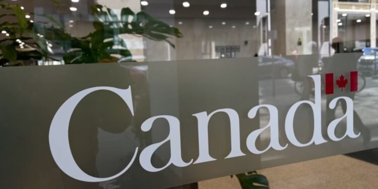 പുതിയ ശമ്പള സംവിധാനവുമായി ഫെഡറൽ സർക്കാർ മുന്നോട്ട്