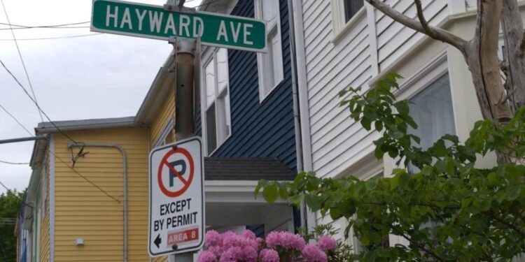 ഇനി പൊതുസ്ഥലങ്ങൾക്ക് വ്യക്തികളുടെ പേരില്ല! പുതിയ നയവുമായി ന്യൂഫൗണ്ടലൻഡിലെ നഗരം 1 ഇനി പൊതുസ്ഥലങ്ങൾക്ക് വ്യക്തികളുടെ പേരില്ല! പുതിയ നയവുമായി ന്യൂഫൗണ്ടലൻഡിലെ നഗരം