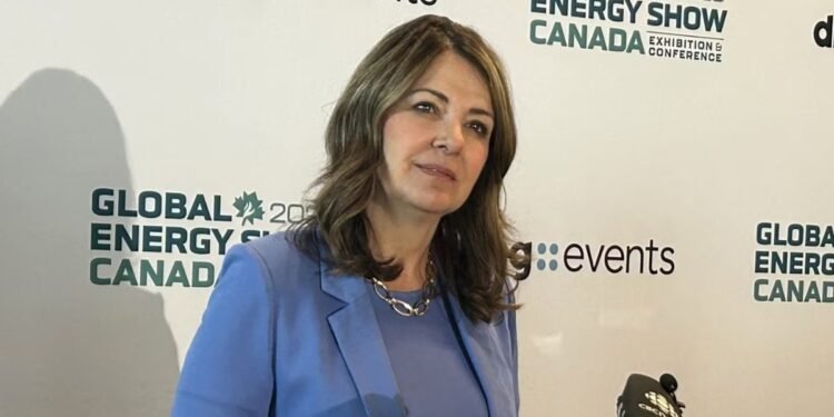 ആൽബർട്ട നെക്സ്റ്റ് പാനലിന്റെ വിശദാംശങ്ങൾ ഇന്ന് പ്രഖ്യാപിക്കും: പ്രീമിയർ സ്മിത്ത്