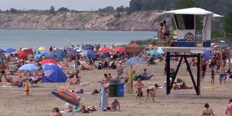 പോർട്ട് സ്റ്റാൻലി ബീച്ചുകളിൽ ലൈഫ് ഗാർഡുകൾ ഡ്യൂട്ടിയിൽ; അപകടങ്ങൾ ആവർത്തിക്കാതിരിക്കാൻ നടപടി