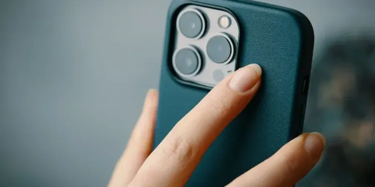 കാത്തിരിപ്പിന് വിരാമം: ഐഫോൺ 17-ൽ ഞെട്ടിക്കുന്ന മാറ്റങ്ങൾ? വരാനിരിക്കുന്നത് കിടിലൻ അപ്‌ഗ്രേഡുകൾ!