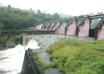 മുല്ലപ്പെരിയാർ അണക്കെട്ടിന്റെ ഷട്ടറുകൾ ഞായറാഴ്ച തുറക്കും: ആശങ്ക വേണ്ടെന്ന് അധികൃതർ