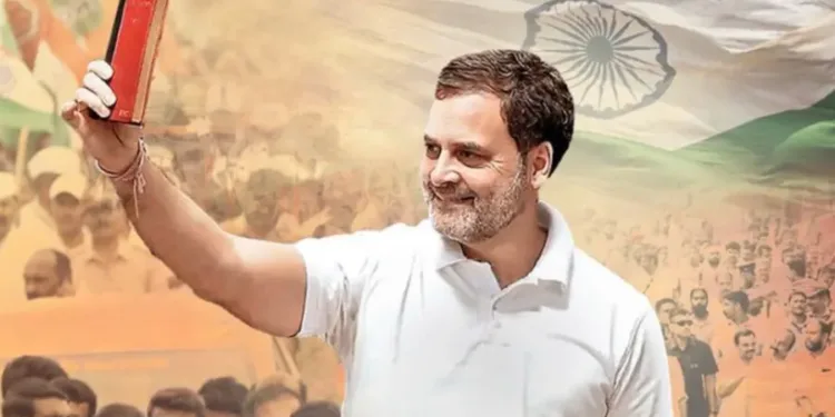 ഭരണഘടന വേണ്ട, മനുസ്മൃതി മതിയെന്ന് ആർഎസ്എസ്’; രൂക്ഷ വിമർശനവുമായി രാഹുൽ ഗാന്ധി