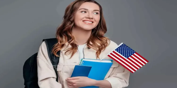 സോഷ്യൽ മീഡിയ അക്കൗണ്ട് നോക്കി വിസ!: യുഎസ് വിദ്യാർത്ഥി വിസകൾ പുനരാരംഭിച്ചു