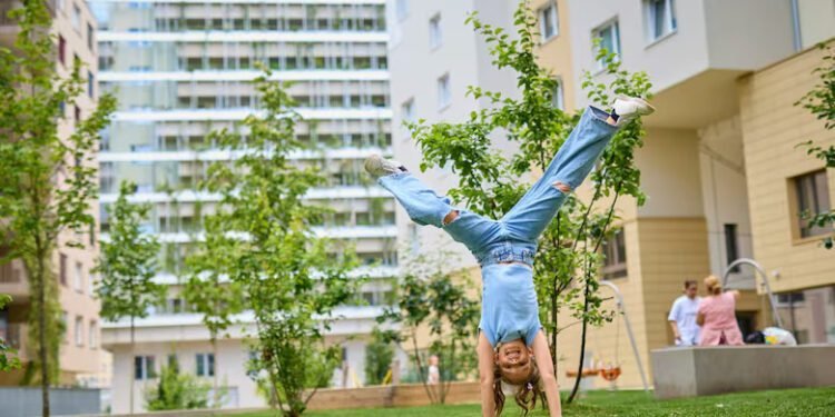 ഭവന പ്രതിസന്ധിയിൽ കാനഡ - യൂറോപ്യൻ മാതൃക പിന്തുടരുമോ? 1 ഭവന പ്രതിസന്ധിയിൽ കാനഡ – യൂറോപ്യൻ മാതൃക പിന്തുടരുമോ?