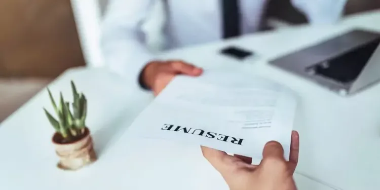 ഇങ്ങനെ റെസ്യൂമെ തയ്യാറാക്കൂ!; കാനഡയിൽ സ്വപ്ന ജോലി കൈയ്യെത്തിപ്പിടിക്കാം