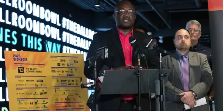 *സ്പോൺസർമാർ കൈവിട്ടു -ആഘോഷങ്ങൾ കുറയ്ക്കേണ്ടി വരുമെന്ന് പ്രൈഡ് ഫെസ്റ്റിവൽ സംഘാടകർ*