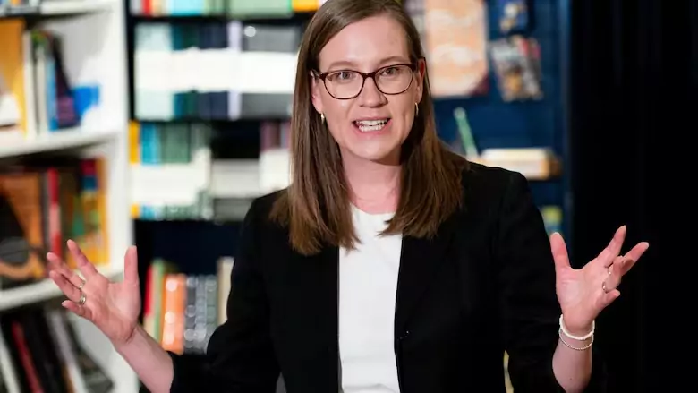 കാനഡ പെൻഷൻ നിധിയിലെ പണം അമേരിക്കയിൽ, രാജ്യത്തുള്ളത് 12% മാത്രം; ഞെട്ടിക്കുന്ന കണ്ടെത്തൽ