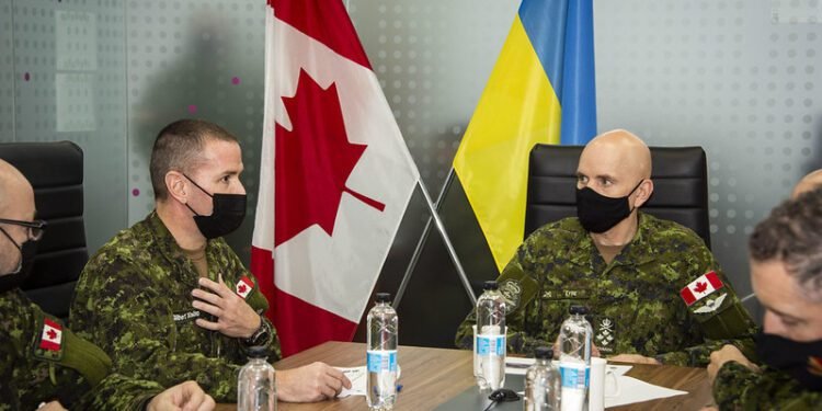 യുക്രയ്നെ ചേർത്തുപിടിച്ച് കാനഡ; സൈനിക സഹായം വർധിപ്പിച്ചു 1 യുക്രയ്നെ ചേർത്തുപിടിച്ച് കാനഡ; സൈനിക സഹായം വർധിപ്പിച്ചു