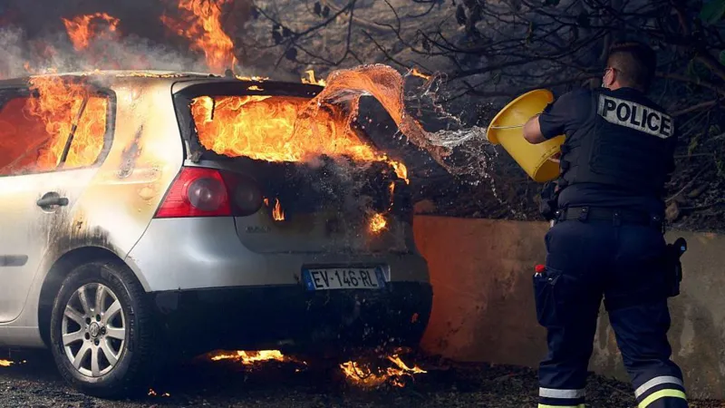 മാഴ്സെയ്‌ലിനെ വിഴുങ്ങി കാട്ടുതീ!: 100-ൽ അധികം പേർക്ക് പരിക്ക്, യൂറോപ്പിൽ ആശങ്കയോടെ വേനൽ