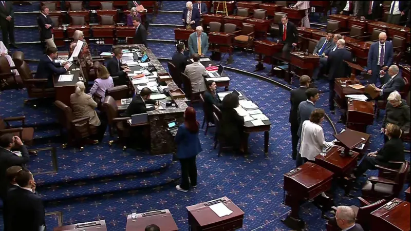 അവസാന നിമിഷം ട്വിസ്റ്റ്! ; ട്രംപിന്റെ നികുതി ബിൽ സെനറ്റിൽ പാസായി, പക്ഷേ പോരാട്ടം അവസാനിക്കുന്നില്ല!