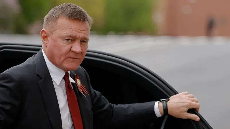 റഷ്യയെ പിടിച്ചുകുലുക്കി മുൻമന്ത്രിയുടെ മരണം: റോമൻ സ്റ്റാറോവോയിറ്റിന്റെ ദുരൂഹമരണം ചർച്ചയാകുന്നു