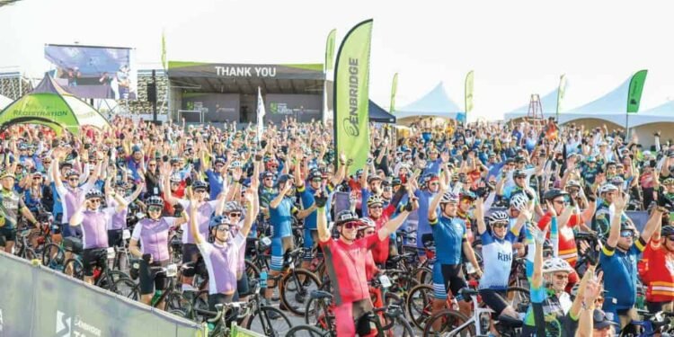 അതിജീവിതരുടെ പോരാട്ടം: ആൽബെർട്ട കാൻസർ ഫൗണ്ടേഷനായി സൈക്കിൾ ചവിട്ടി 1700 പേർ; സമാഹരിച്ചത് 9 മില്യൺ ഡോളർ!