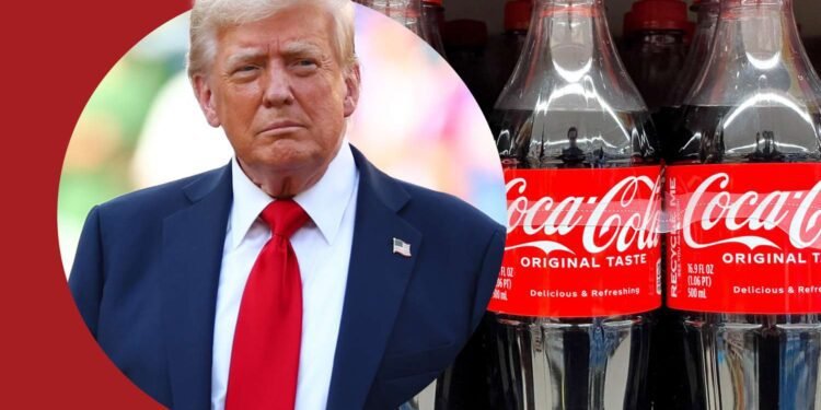 ട്രംപിന്റെ പുതിയ ആരോഗ്യ മിഷൻ!; കോക്കകോളയിൽ ഇനി മുതൽ സിറപ്പിന് പകരം കരിമ്പ് പഞ്ചസാര 1 ട്രംപിന്റെ പുതിയ ആരോഗ്യ മിഷൻ!; കോക്കകോളയിൽ ഇനി മുതൽ സിറപ്പിന് പകരം കരിമ്പ് പഞ്ചസാര