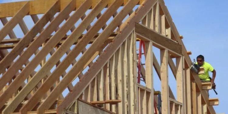 കാനഡയുടെ താരിഫ് : യു.എസ്. വീട് നിർമ്മാണത്തിന് 14,000 ഡോളർ കൂടും! 1 കാനഡയുടെ താരിഫ് : യു.എസ്. വീട് നിർമ്മാണത്തിന് 14,000 ഡോളർ കൂടും!