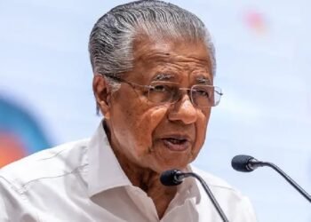 വിവാദങ്ങൾക്കിടെ വിദേശത്തേക്ക്: ചികിത്സയ്ക്കായി കേരള മുഖ്യമന്ത്രി പിണറായി വിജയൻ അമേരിക്കയിലേക്ക്