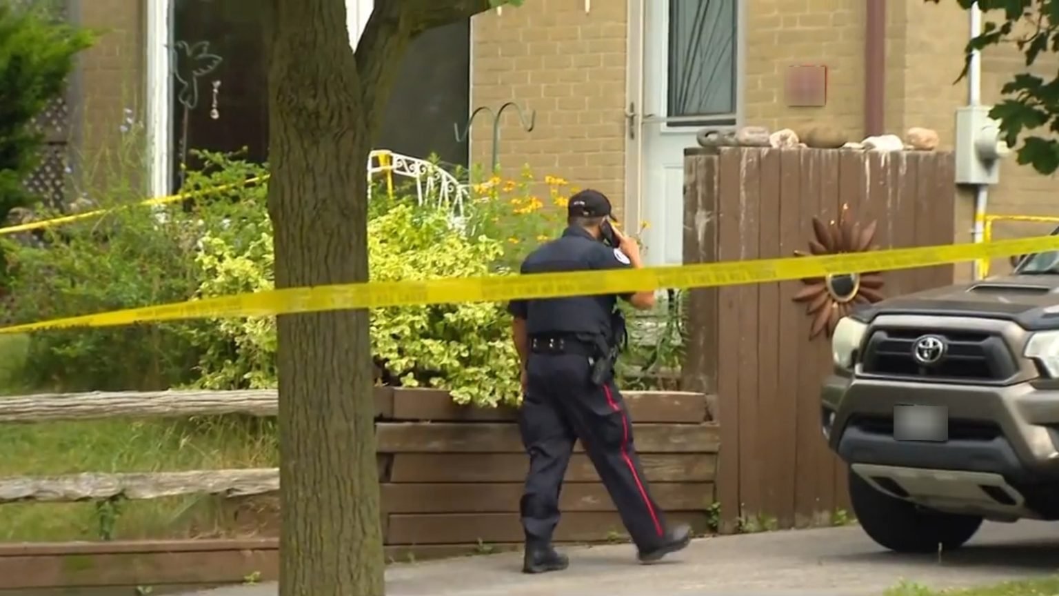 സ്കാർബറോയിലെ വീട്ടിലെ ദുരൂഹമരണം; മരിച്ചവരിൽ ഒരാളെ തിരിച്ചറിഞ്ഞു