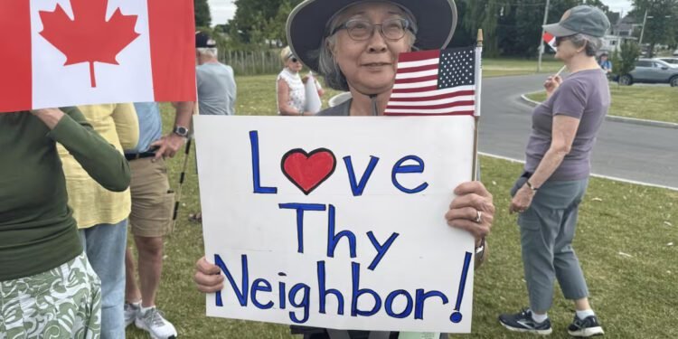 വ്യാപാര യുദ്ധത്തിനിടയിലും കാനഡയോട് ഐക്യദാർഢ്യം പ്രഖ്യാപിച്ച് യു.എസ്. അതിർത്തി നിവാസികൾ