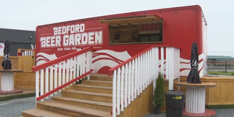 പാർക്കിംഗ് പ്രതിസന്ധി പരിഹരിച്ചു; ബെഡ്‌ഫോർഡ് ബിയർ ഗാർഡൻ വീണ്ടും തുറന്നു!
