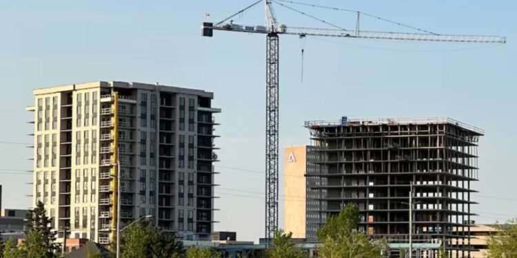 റെക്കോർഡ് നേട്ടത്തിനരികെ ന്യൂ ബ്രൺസ്വിക്ക്: നഗരത്തിലുയരുന്നത് നിരവധി വീടുകൾ 1 റെക്കോർഡ് നേട്ടത്തിനരികെ ന്യൂ ബ്രൺസ്വിക്ക്: നഗരത്തിലുയരുന്നത് നിരവധി വീടുകൾ