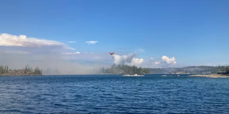 യെല്ലോനൈഫ് ക്യാമ്പിംഗ് കേന്ദ്രത്തിലെ കാട്ടുതീ നിയന്ത്രണവിധേയം; മറ്റ് മേഖലകളിലേക്ക് പടർന്ന് അഗ്നിബാധ! 1 യെല്ലോനൈഫ് ക്യാമ്പിംഗ് കേന്ദ്രത്തിലെ കാട്ടുതീ നിയന്ത്രണവിധേയം; മറ്റ് മേഖലകളിലേക്ക് പടർന്ന് അഗ്നിബാധ!