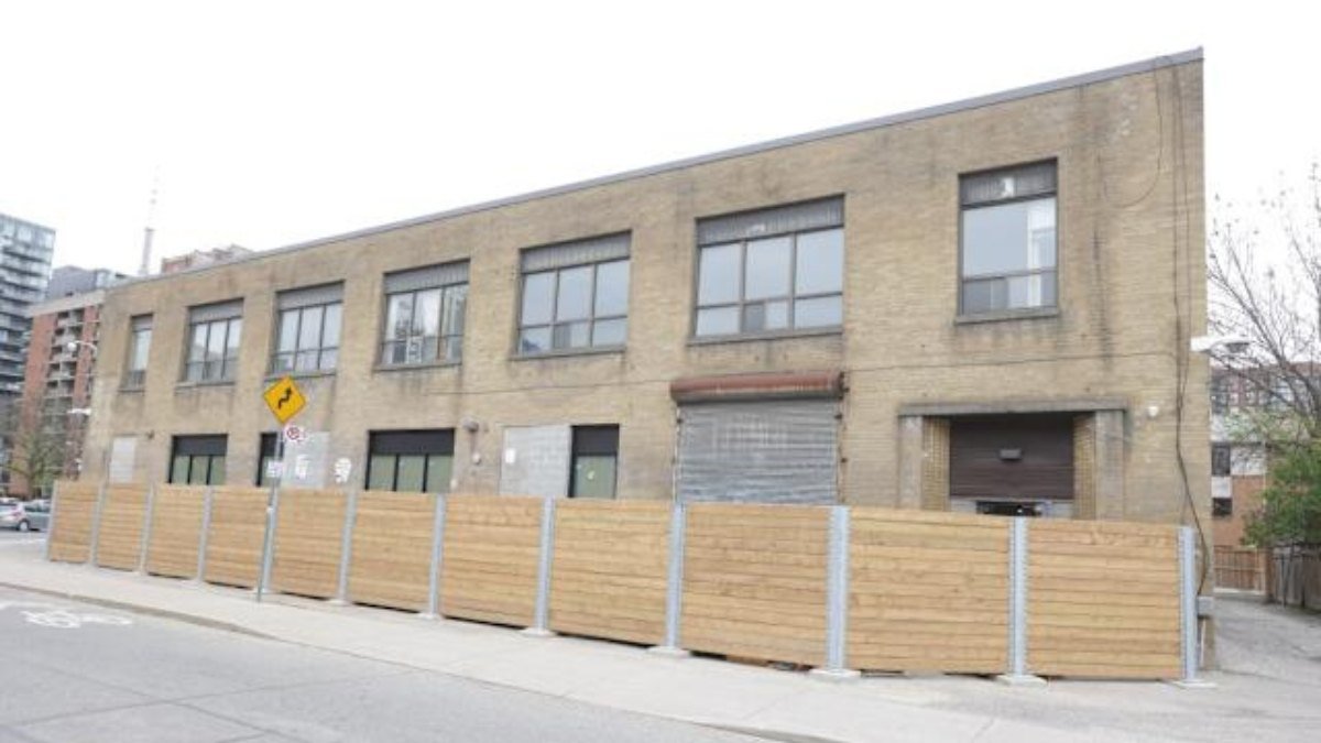 ഷെൽട്ടറുകളുടെ സ്ഥലം തെരഞ്ഞെടുത്തത് രഹസ്യമായോ? ടൊറന്റോയിൽ പ്രതിഷേധം ഉയരുന്നു!