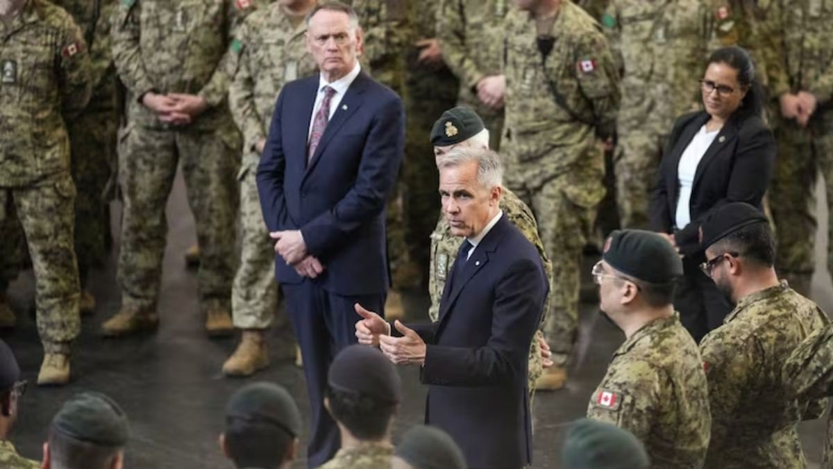 ബജറ്റ് കുതിച്ചുയരുന്നു, പ്രതിരോധ വകുപ്പിന് ‘സേവിംഗ്’ വേണം; ധനമന്ത്രിയുടെ നിർദ്ദേശം!