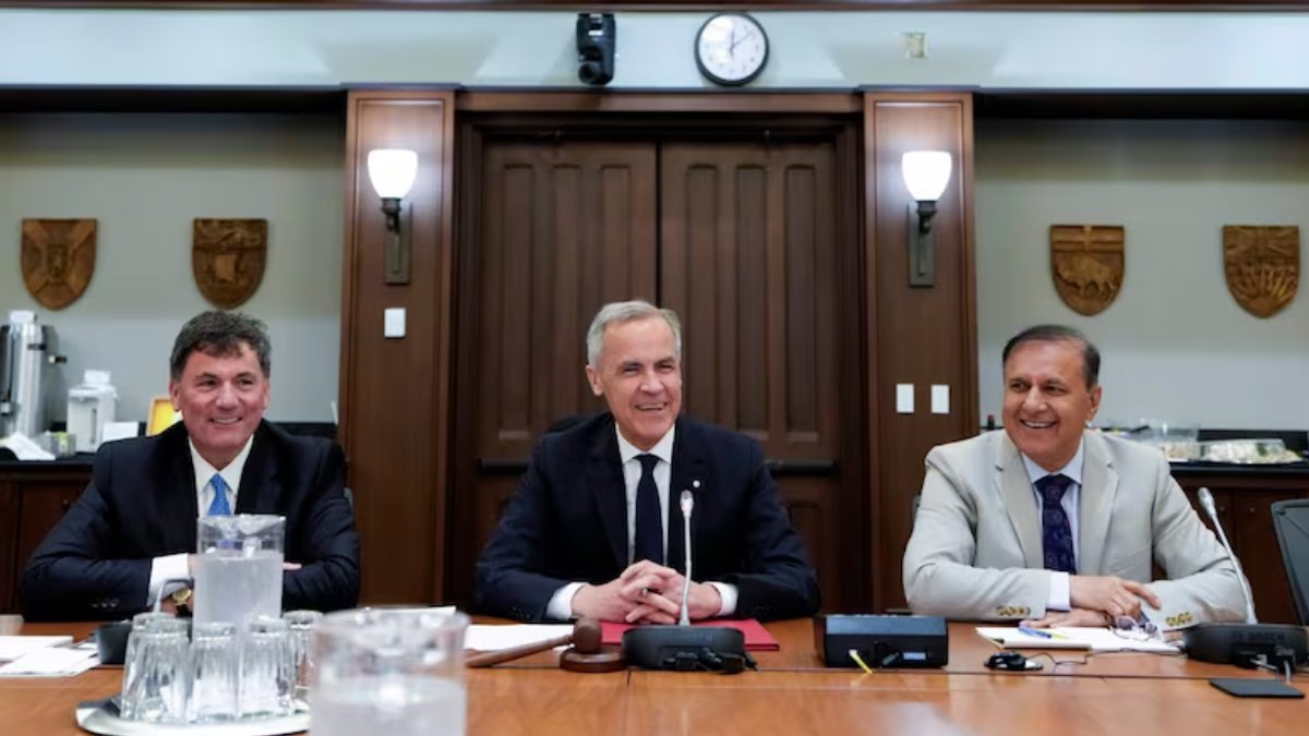 ചട്ടക്കൂടുകളിൽ അടങ്ങിയ ഭരണത്തോട് വിട! പുതിയ ഉത്തരവുമായി മാർക്ക് കാർണി