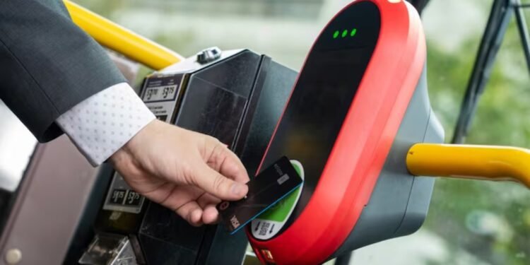 ബസ്സ് ഒന്ന്, ടിക്കറ്റ് രണ്ട്; OC Transpo-യുടെ പുതിയ നയം Barrhaven-ന് തിരിച്ചടി! 1 ബസ്സ് ഒന്ന്, ടിക്കറ്റ് രണ്ട്; OC Transpo-യുടെ പുതിയ നയം Barrhaven-ന് തിരിച്ചടി!