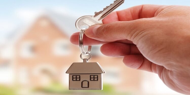 റിയൽ എസ്റ്റേറ്റ് വിപണിയിൽ നോട്ടമുണ്ടോ? ഇപ്പോൾ വാങ്ങിയാൽ ലാഭത്തിൽ വാങ്ങാം