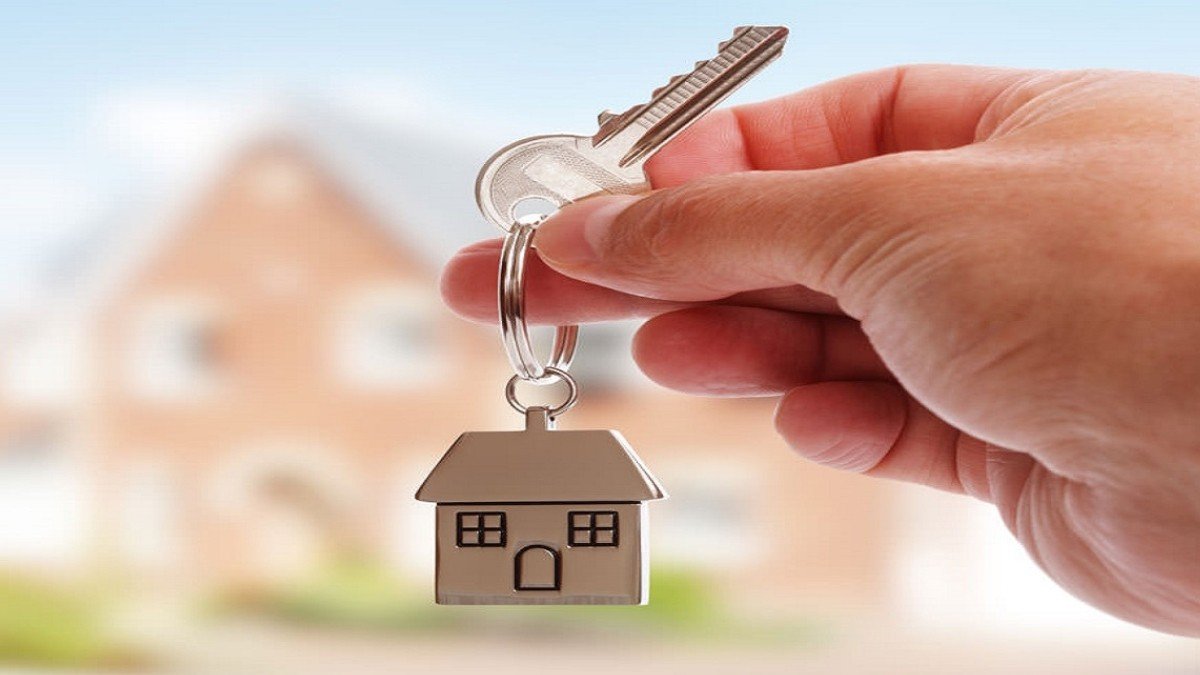 റിയൽ എസ്റ്റേറ്റ് വിപണിയിൽ നോട്ടമുണ്ടോ? ഇപ്പോൾ വാങ്ങിയാൽ ലാഭത്തിൽ വാങ്ങാം